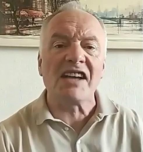 El ex presentador de Top Gear, Steve Berry, lanzó una queja extraordinaria en la BBC cuando discutió un accidente que sufrió en la década de 1990