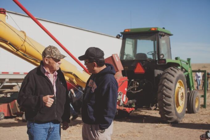 CEO y empleados agrícolas: un ambiente de trabajo seguro OH&S Law
