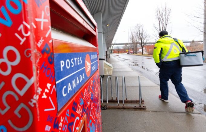 Canada Post podría dirigirse a otra huelga a finales de este mes
