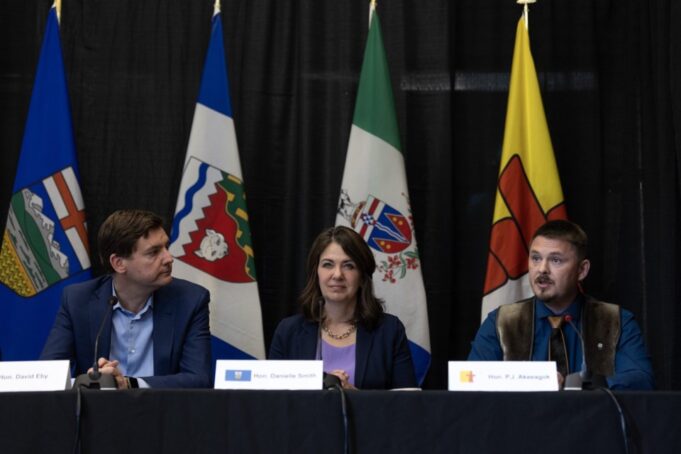 Los primeros ministros occidentales se reúnen en Yellowknife para hablar de comercio, energía y seguridad ártica
