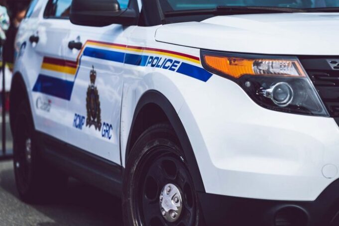 Tres acusados ​​después de un arma de fuego descargada en James Smith Cree Nation
